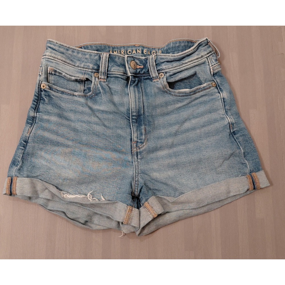 American Eagle High Waisted Denim Shorts Light Wash Cuffed Size 4